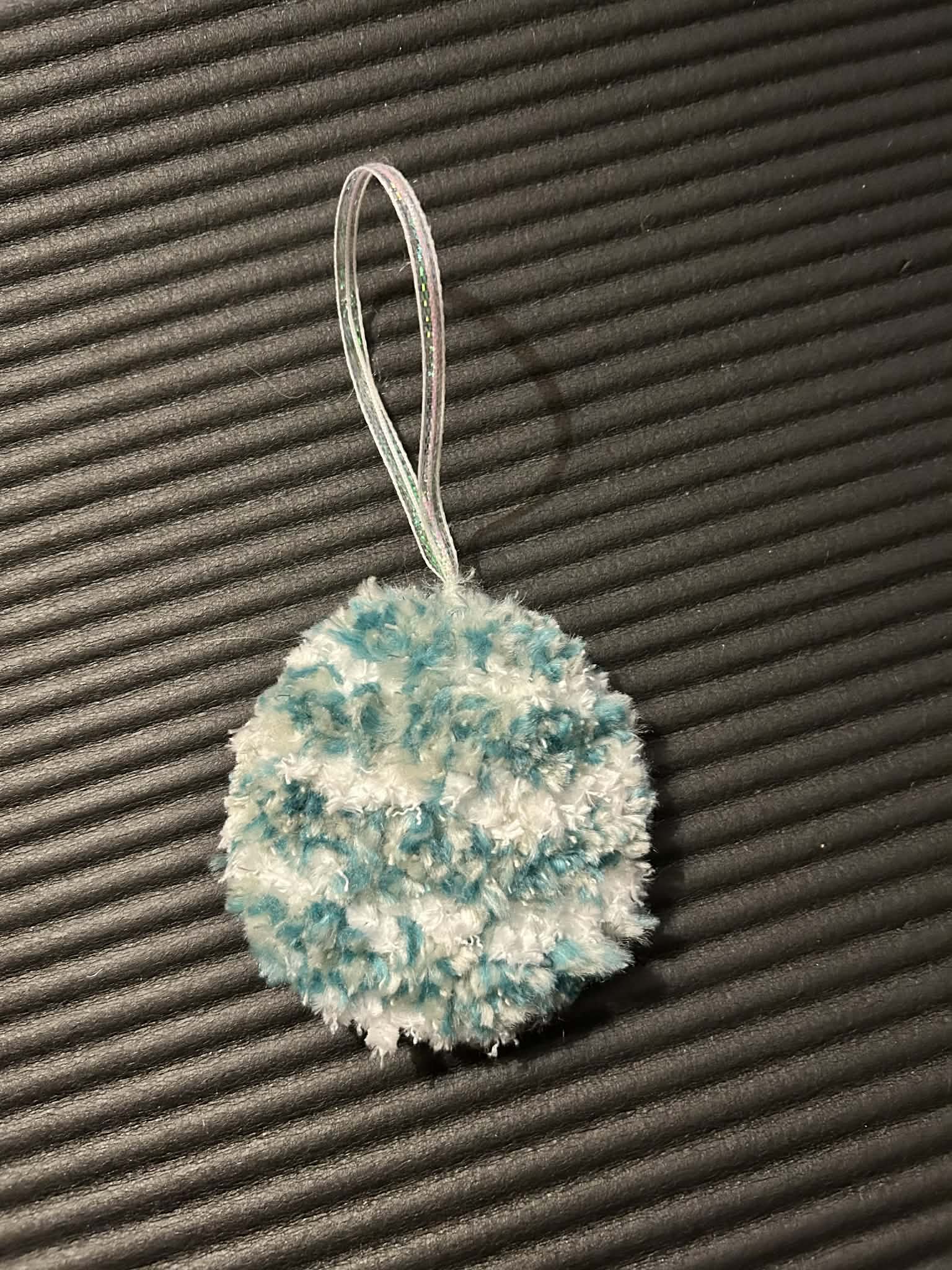 *Tufted Holiday Blue & White Version 3 Ornament*